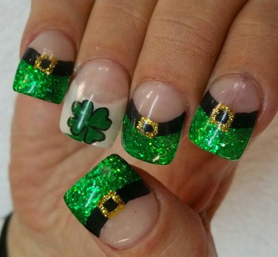 Shamrock St. Patty Day nails