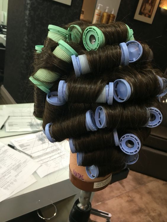 What Are Heated Hair Rollers & How To Use Them? | MonalisaMadness