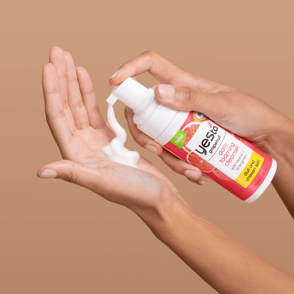 Yesto grapefruit daily foaming cleanser