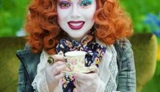 Mad Hatter Halloween Hair And Makeup Ideas