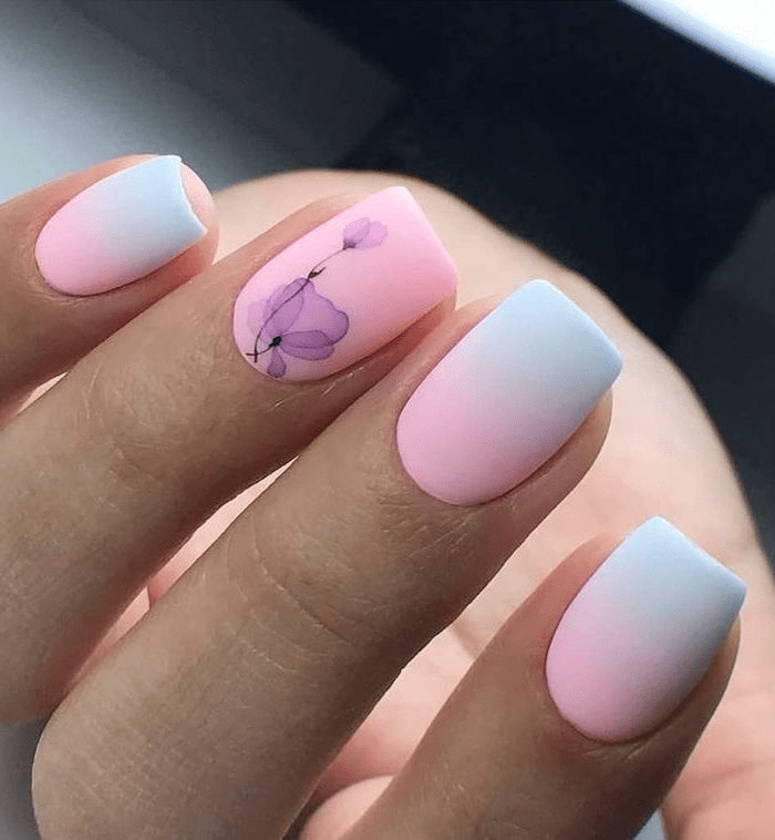 pastel pink and powder blue ombre nail set