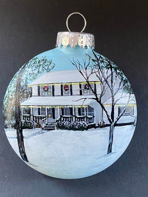 Front yard custom Christmas ornament keepsakes