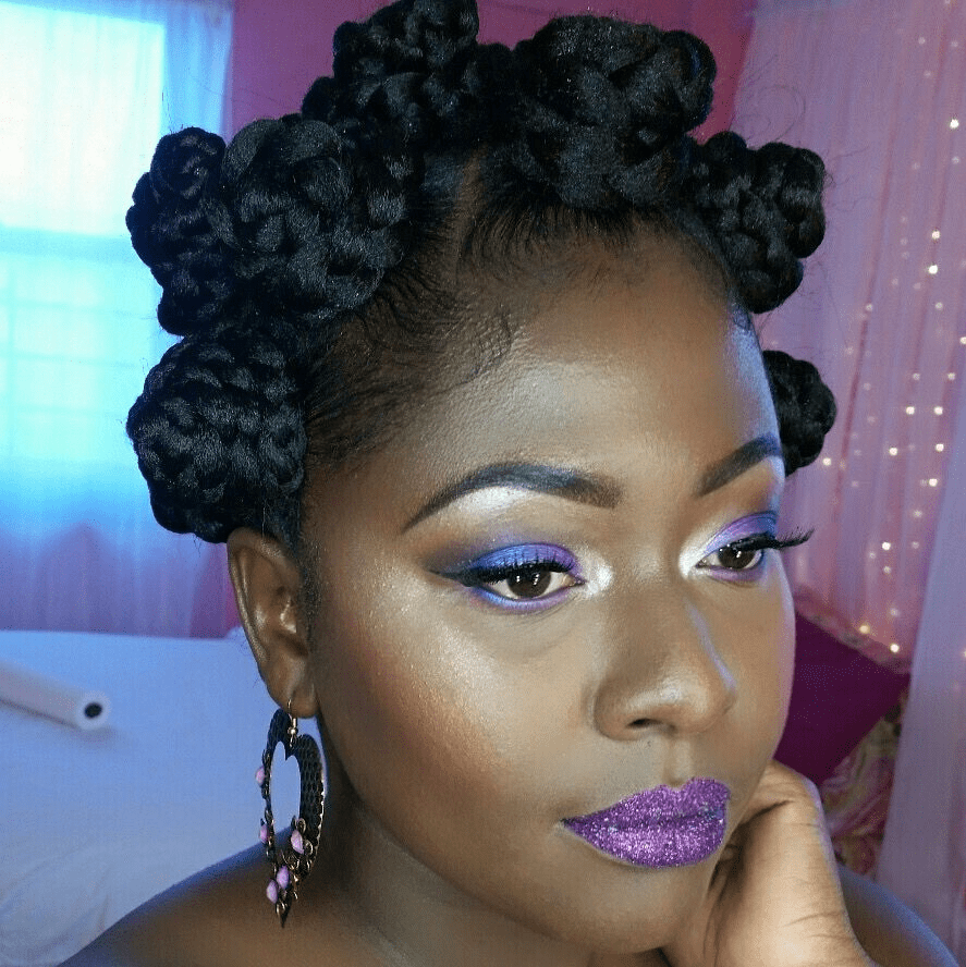 Natural hair bantu knots