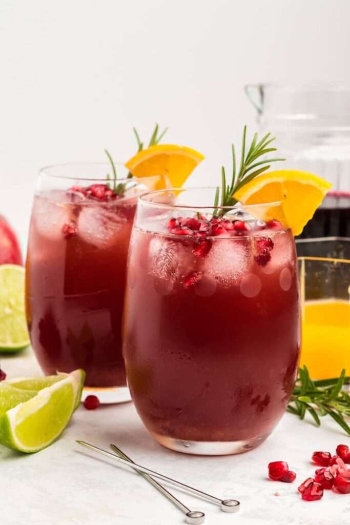 Sparkling Pomegranate mocktail holiday drinks
